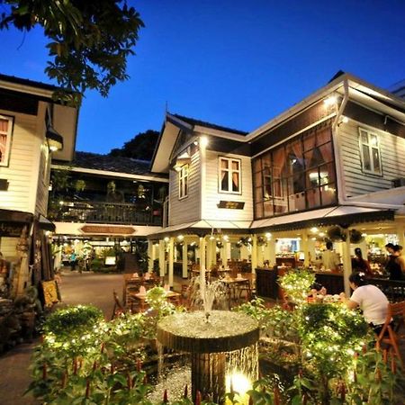 Silom Village Inn Bangkok Luaran gambar