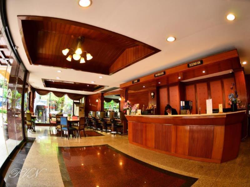Silom Village Inn Bangkok Luaran gambar
