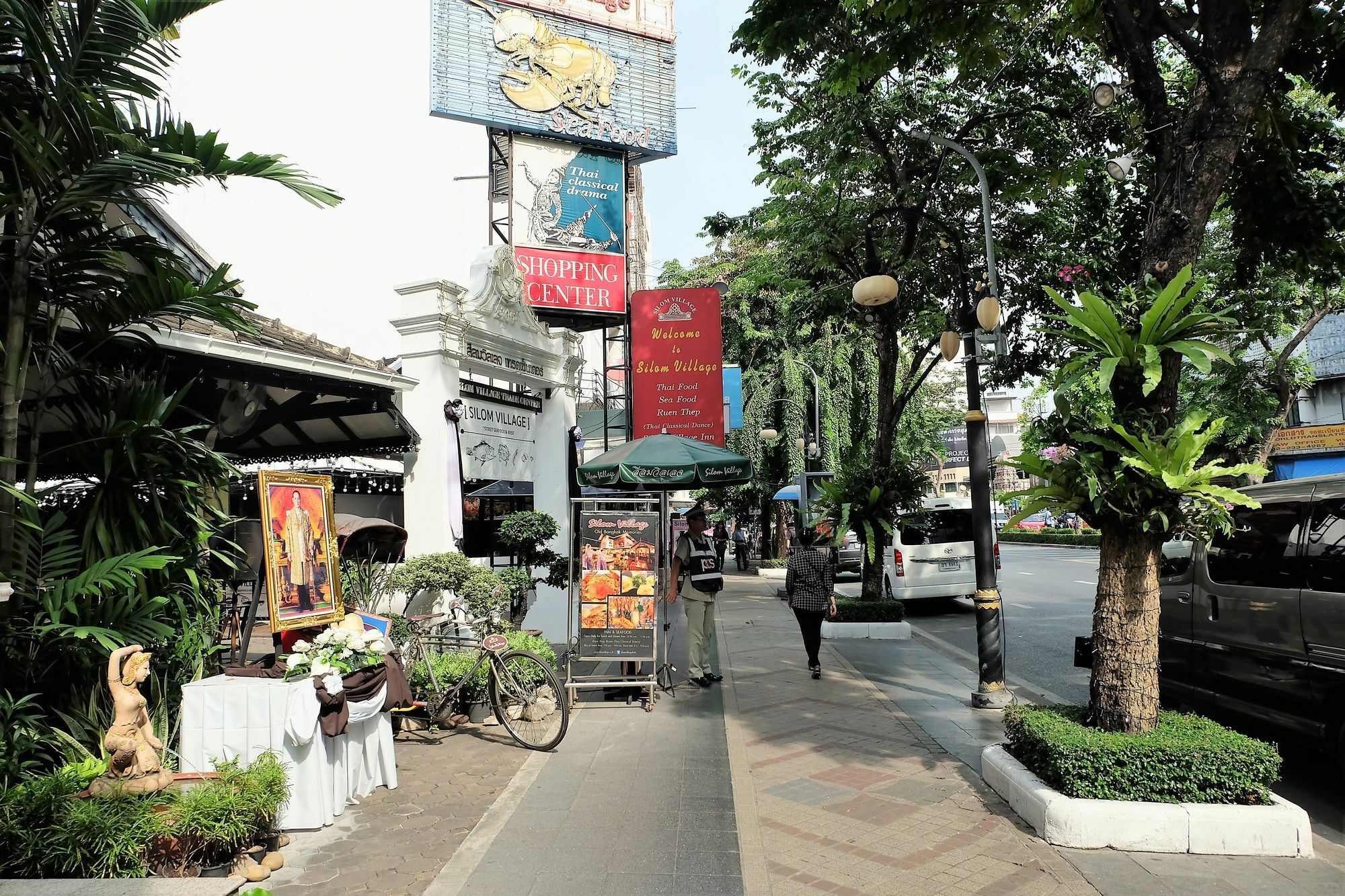 Silom Village Inn Bangkok Luaran gambar